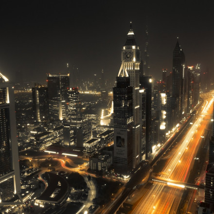 dubai-2292779_1920